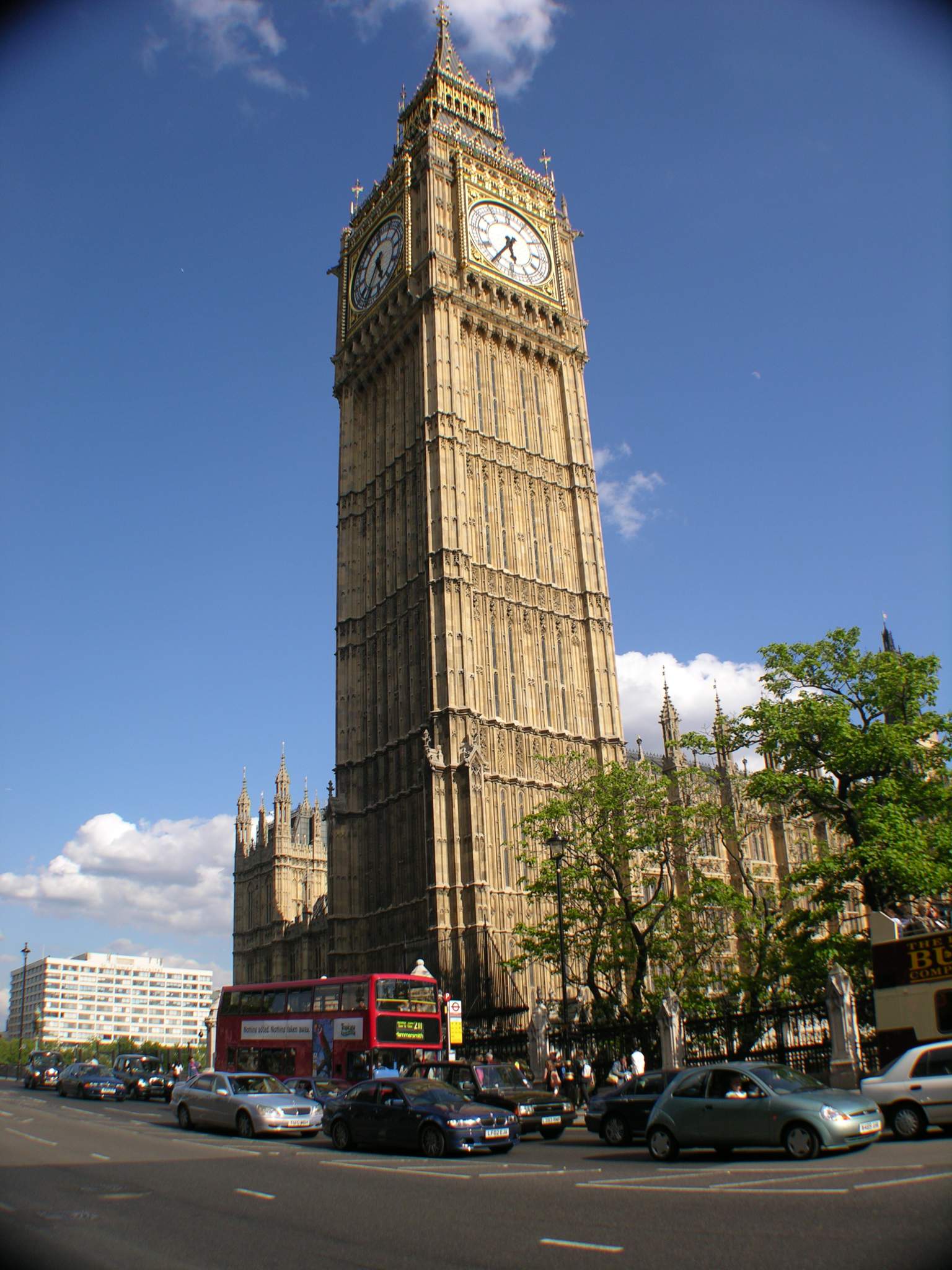 London 01 03 Houses Of Parliament London�s Houses Of Parliament were designed by Charles Barry. The famous tower and clock are known as Big Ben, but this is in fact the name of the 16-ton bell that rings the hour. Passing by is probably the most famous London symbol, the red double-decker bus.